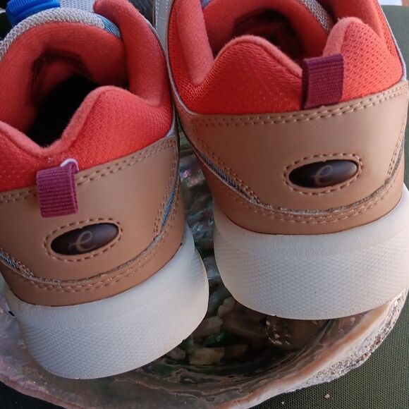 Easy Spirit Romy Walk/Run Sneakers - Picture 6 of 12